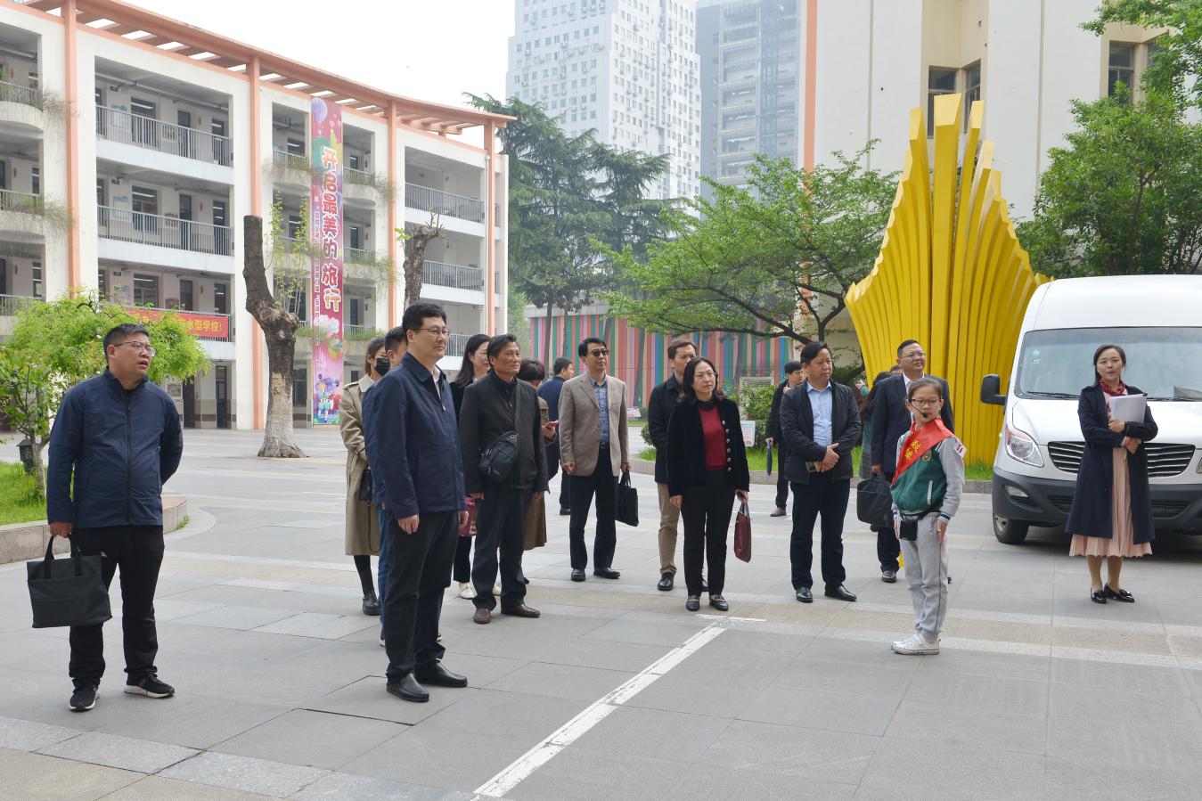 鼓楼、溧水两区举行“手拉手”青少年科技交流暨签约仪式(图2)